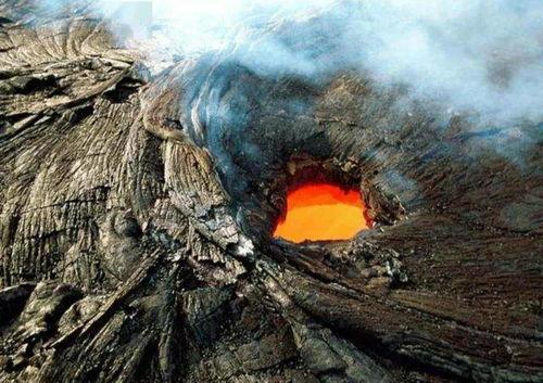 火山吃麻瓜,惊心动魄的奇幻冒险  第3张