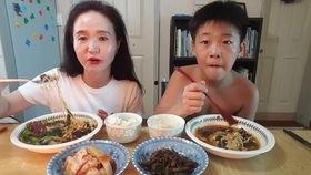 母子吃瓜法,吃瓜法带来的温馨体验  第3张