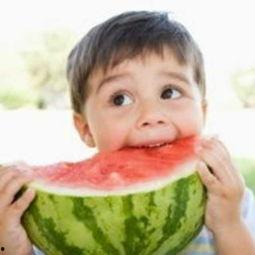 农村小孩吃瓜头像