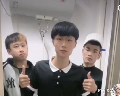 王子请吃瓜抖音,抖音上的甜蜜互动瞬间