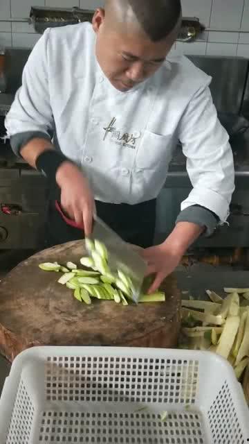 吃葫芦瓜怎么切圆,轻松打造完美圆形切片