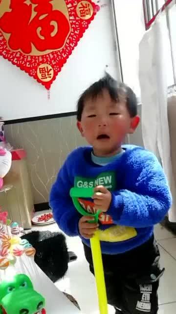 小孩儿吃鳄鱼瓜,舌尖上的奇妙之旅