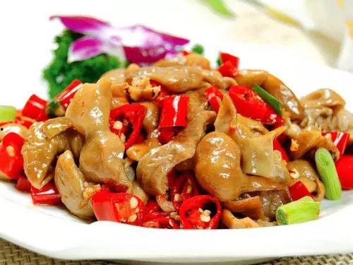 刘大瓜吃肥肠,一场味蕾的狂欢之旅