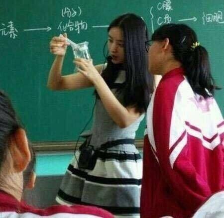 最美吃瓜群众图片,见证时代变迁的民间视角