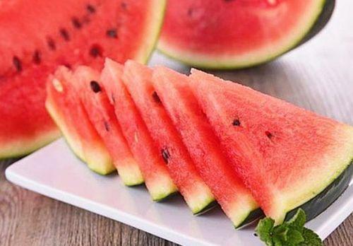 听歌吃瓜,听歌吃瓜两不误  第1张