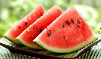 消息后面加吃瓜,明星恋情曝光，吃瓜群众纷纷热议  第2张