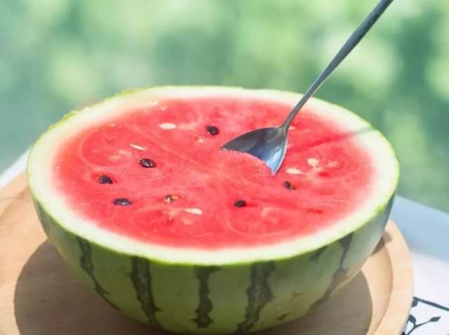 乐趣吃瓜,跟随乐趣吃瓜，畅游美食世界  第3张
