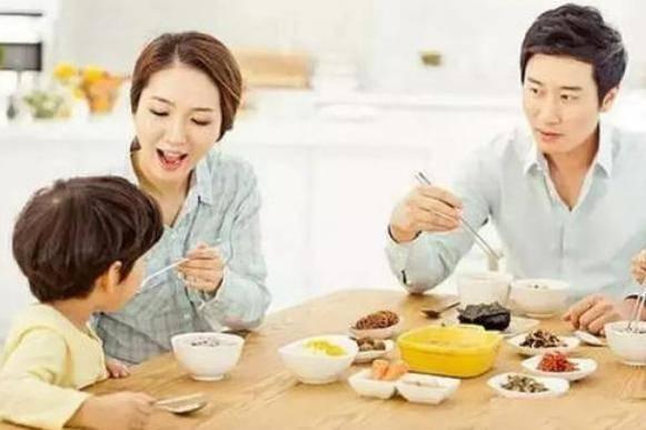 梦到已故父母吃瓜,与已故父母共享瓜果时光  第2张