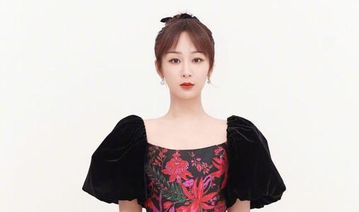 黑色衣服女的吃瓜,揭秘娱乐圈最新八卦风云  第2张
